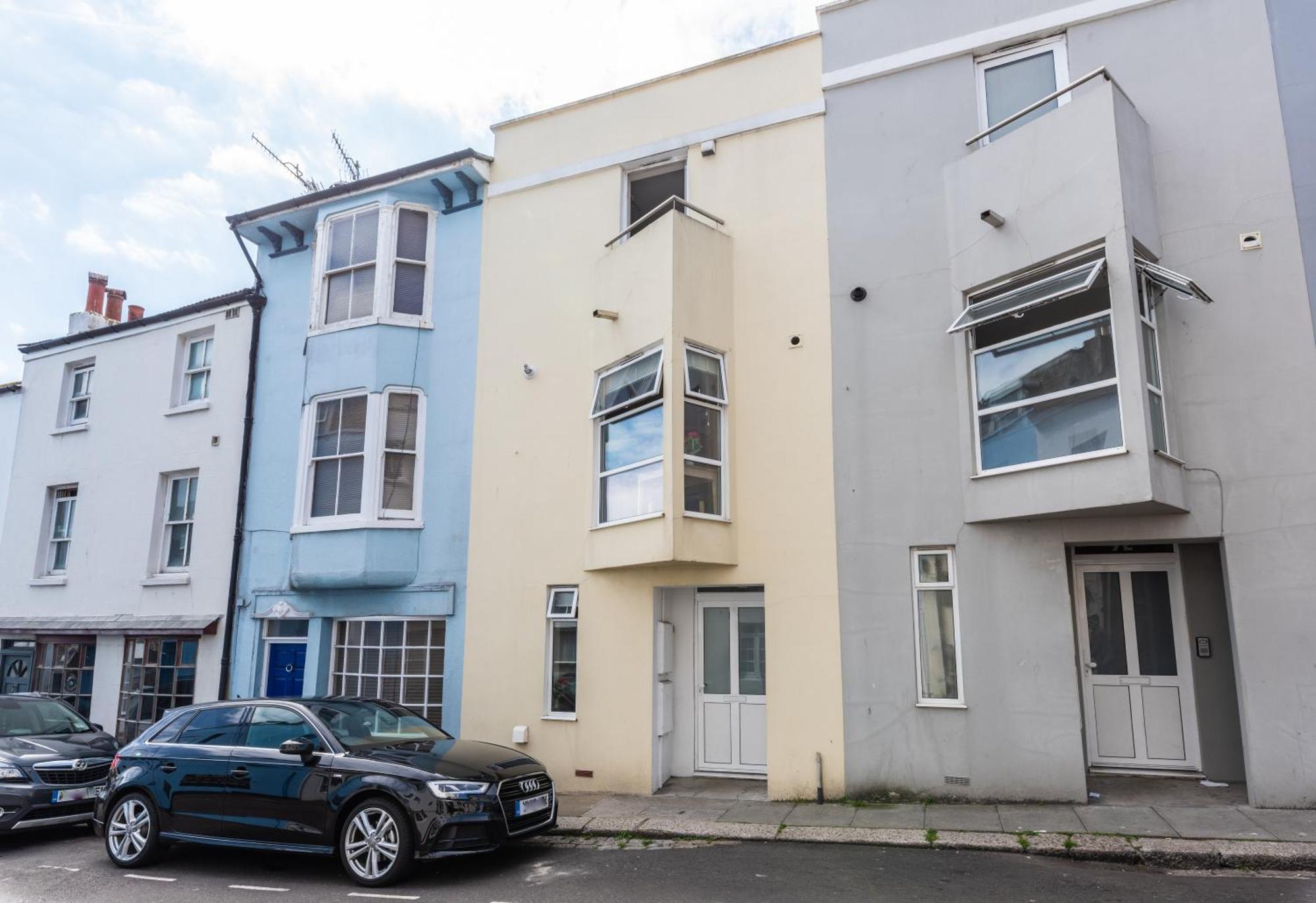 Little Brighton Beach Apartments - Also Separate Spa Cabin And Watersports * Brighton